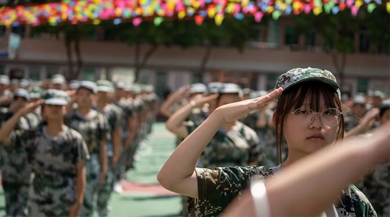 华成理工举行2021级新生军训闭幕式