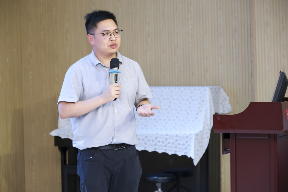 广州华成职校与胡宝星职校开展校际交流活动 .jpg
